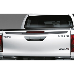 คิ้วท้าย เทาดำเงา ใต้ไฟเบรคดวงที่ 3 ท้ายกระบะ toyota hilux revo ของแท้